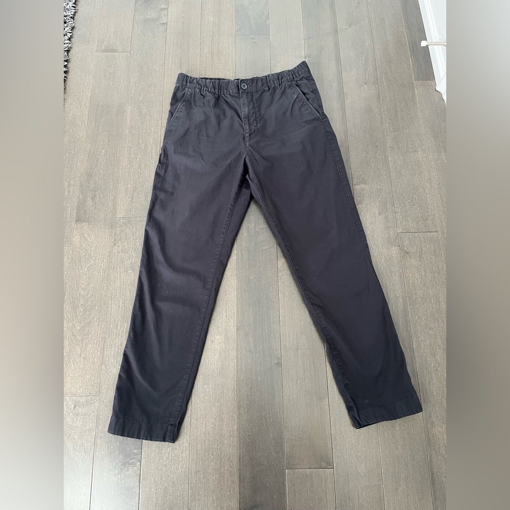 H&M Mens Navy Blue Khaki Style Pants Skinny Leg Size S Pockets, Belt Loops